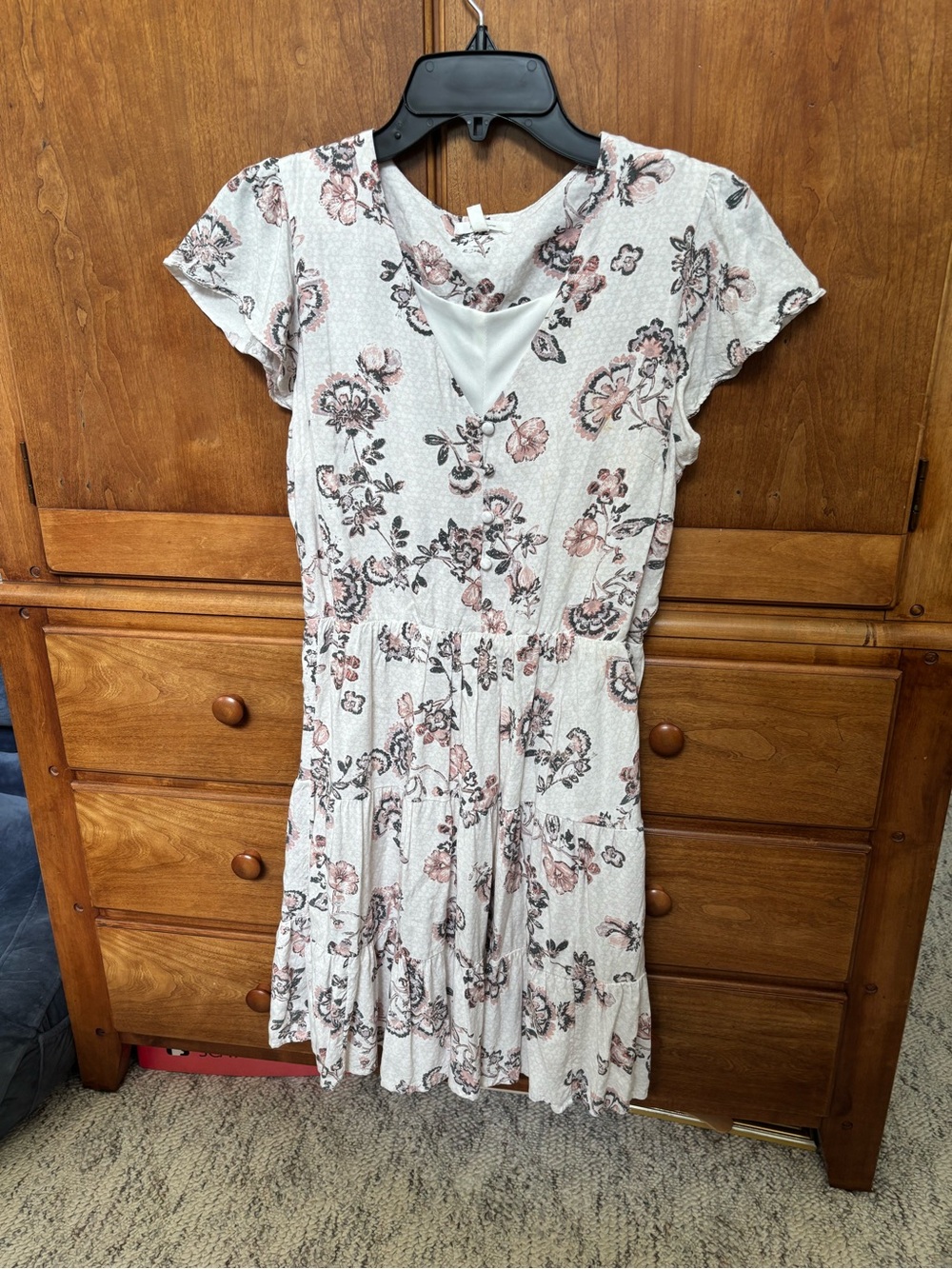 Maurices White Floral Tiered V-Neck Dress